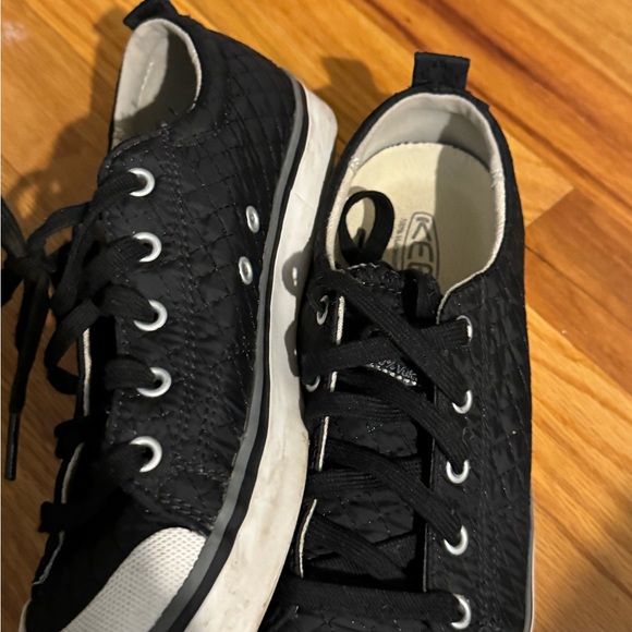 Keens women Elsa quilted shoes - Picture 2 of 7